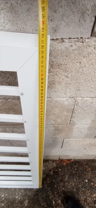 2 Ventanas Aluminio Blancas sin cristales.