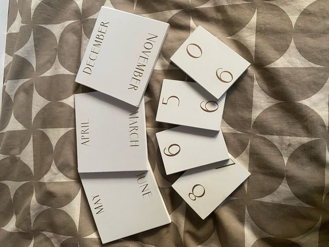 Calendario de Escritorio Madera LETTERS