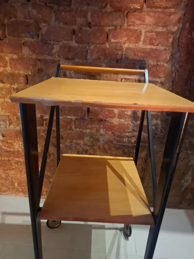 Carrito auxiliar madera y metal