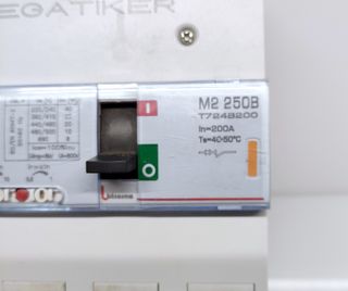 Bticino Megatiker M2 250B 3P+N Interruttore
