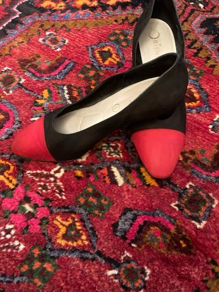 Zapatos Oriense Ante Rojo y Negro