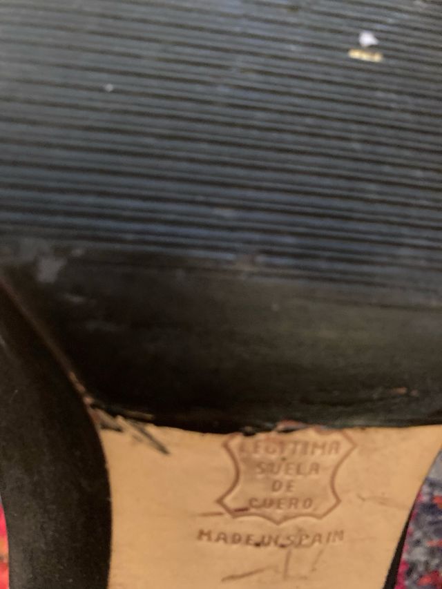 Zapatos Oriense Ante Rojo y Negro