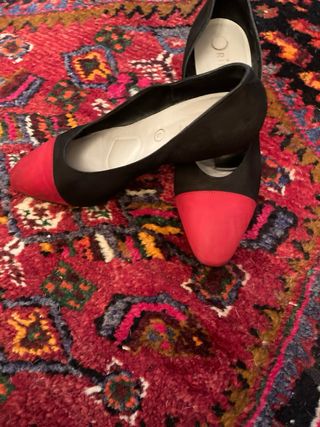 Zapatos Oriense Ante Rojo y Negro