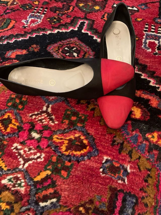 Zapatos Oriense Ante Rojo y Negro