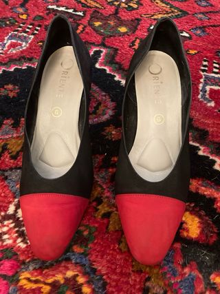 Zapatos Oriense Ante Rojo y Negro