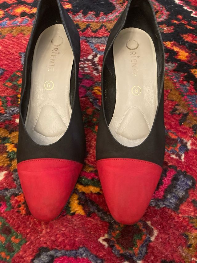 Zapatos Oriense Ante Rojo y Negro