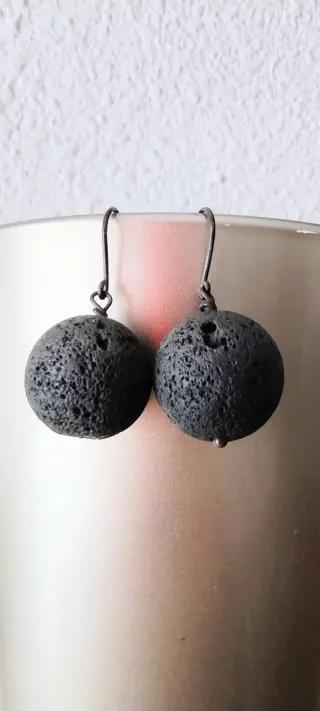 Pendientes de Lava