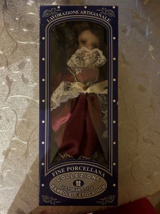 4 Bambole Porcellana Collezione 4 su 12