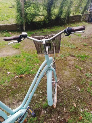 Bicicleta paseo Btwin + Casco