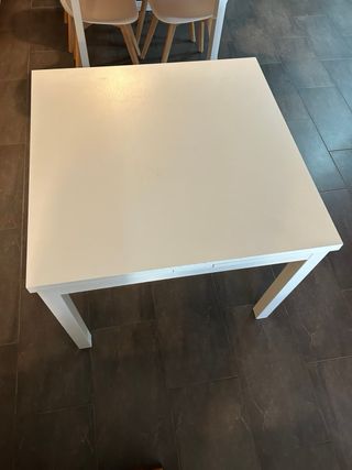 Mesa Ikea Bjursta 90x90 Extensible