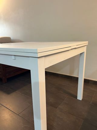 Mesa Ikea Bjursta 90x90 Extensible