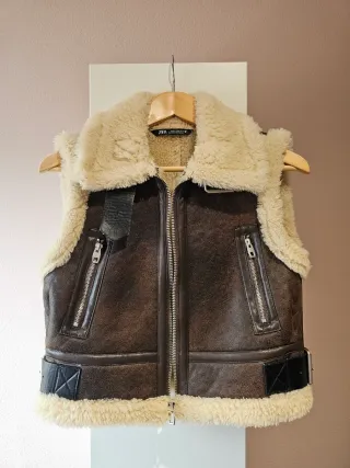 Chaleco pelo Zara
