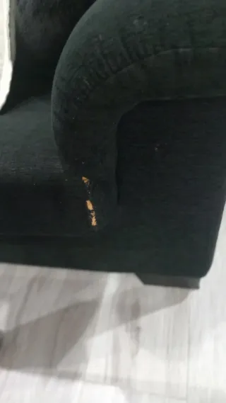 Sofa ,mesa,seis sillas y mesa de centro