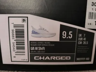 Zapatillas Under Armour Blancas y Moradas