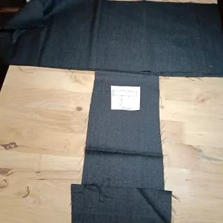 Retal de tela gris oscuro