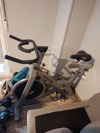 Bicicleta Estática Bodytone + Accesorios Fitness