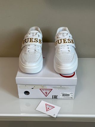 Scarpe Guess bianche con dettagli oro tg 36