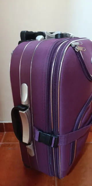 Maleta de viaje/cabina 58x40x24 con cremalleras