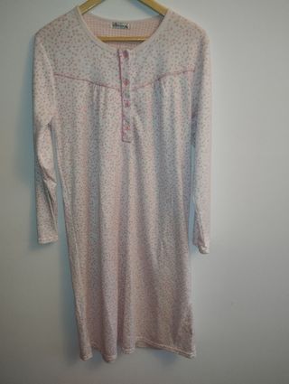 Camisón manga larga sin usar