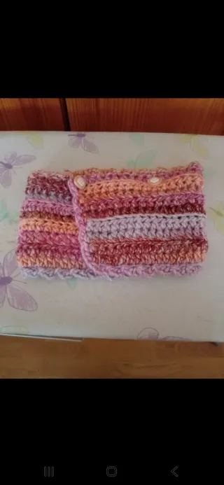 Cuello o bufanda tejido a mano