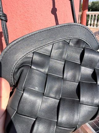 Bolso trenzado negro