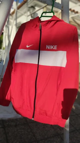 Chaqueta Nike Deportiva Niño/a Roja Talla L
