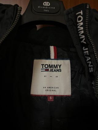 Piumino lungo donna Tommy Jeans nero