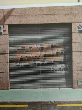 Puerta de garaje cochera