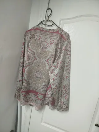 Blusa Camisón    Estampada Floral Beige y Rosa