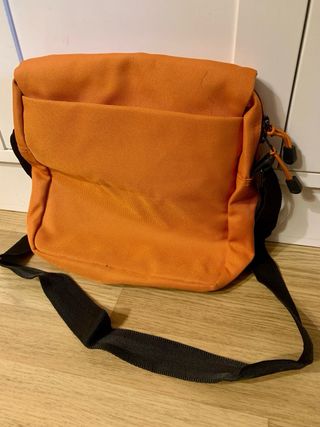 Bandolera infantil Kukuxumusu con cremalleras