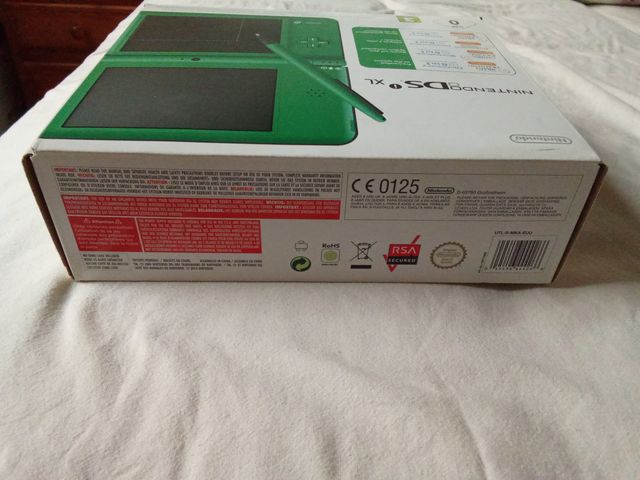 Nintendo DS XL Verde