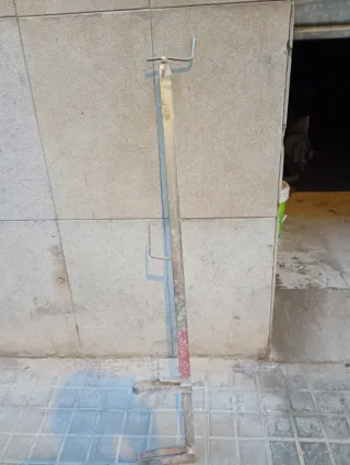 Guardacuerpos metálico