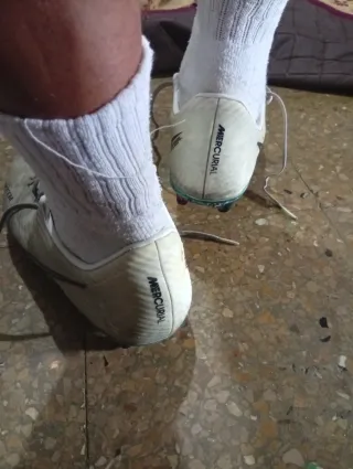 Botas fútbol Nike Air Zoom Mercurial Talla 43