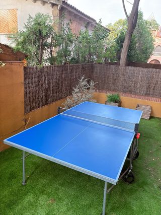Mesa de ping pong azul artengo