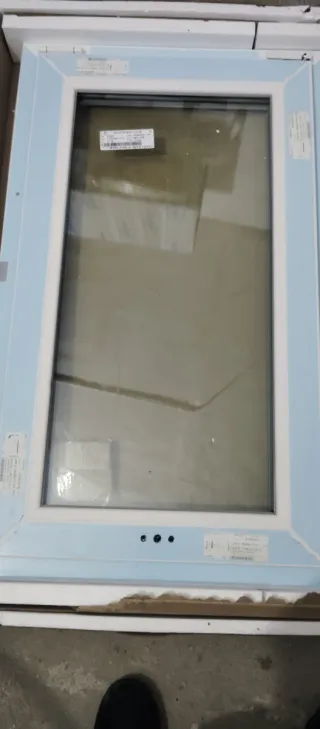 Ventanas oxilovatiente de PVC 1000×600