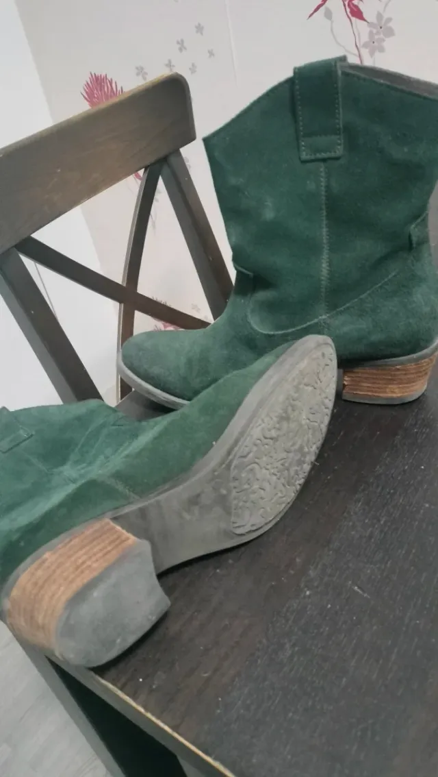 Botines piel ante verde oliva