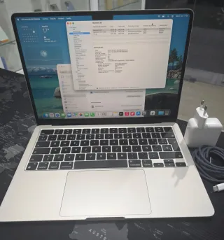 Apple Macbook Air 13 Con Chip M3 256GB +16GB 