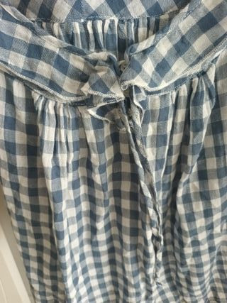 Blusa volantes cuadros azul y blanco