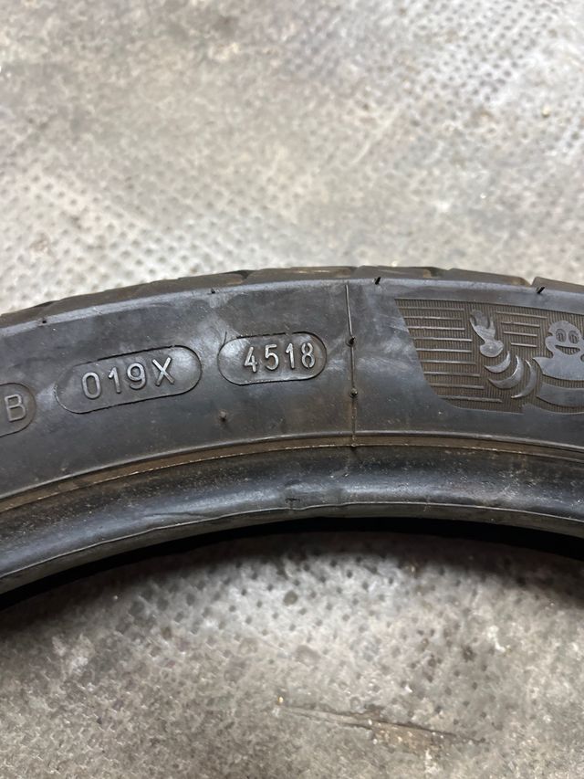 Neumático Trail 90/90 21