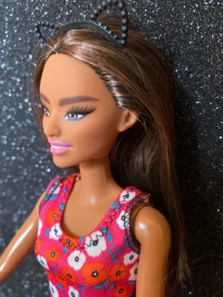 Barbie Fashionistas bambola