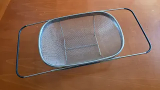 Scolapasta estensibile in metallo