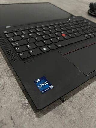 Portátil Lenovo ThinkPad X1 Carbon Gen 12 i7 ultra