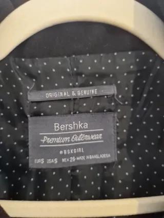 Abrigo de paño negro mujer Bershka