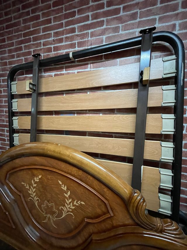 Cama 135x180 con cabecero y somier