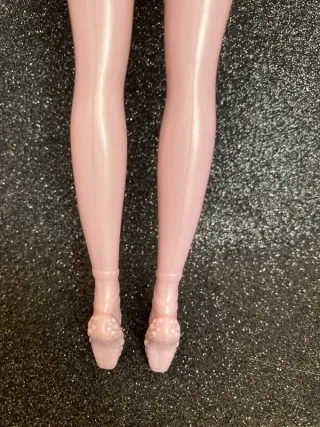 Barbie ballerina bionda