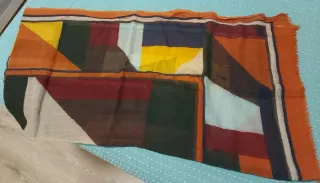 Pañuelo estampado geométrico