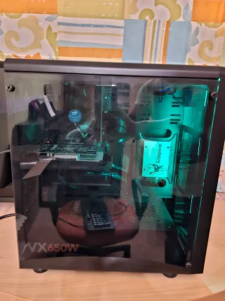 Ordenador Gaming Gigabyte Negro y Verde