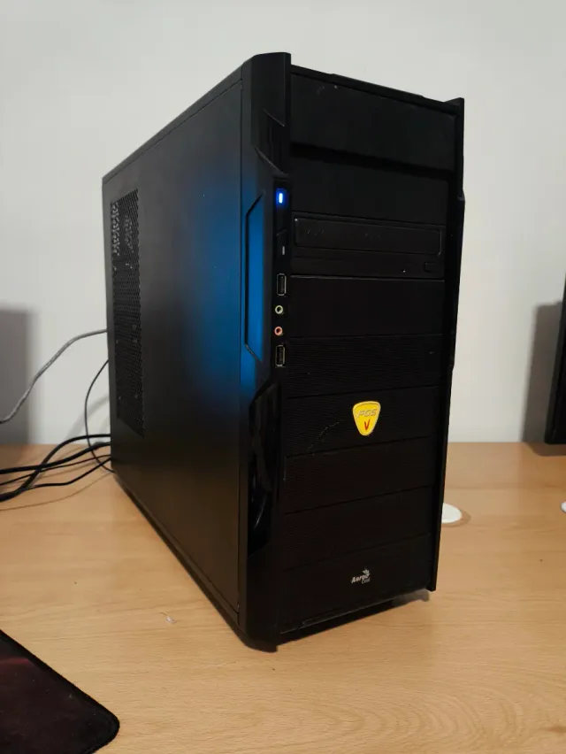 Ordenador Gaming Aerocool Económico
