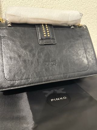 Borsa Pinko Nera con Dettagli Oro