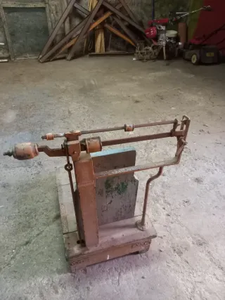 Báscula antigua de pesaje